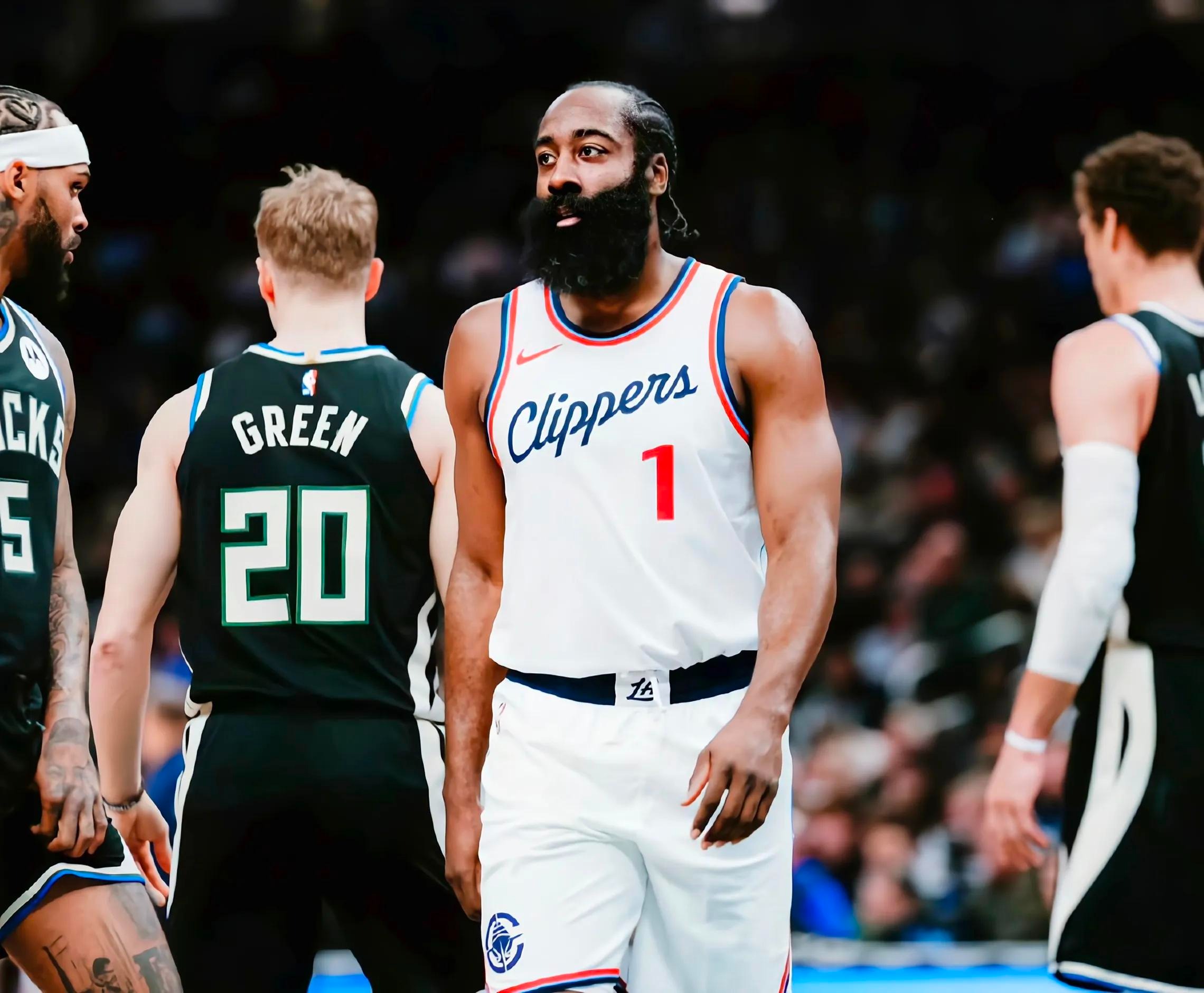 星空登录入口-包含里程碑夜！密尔沃基雄鹿完成体检，NBA常规赛冲刺阶段刷纪录，引发热议，高层口径保持一致的词条